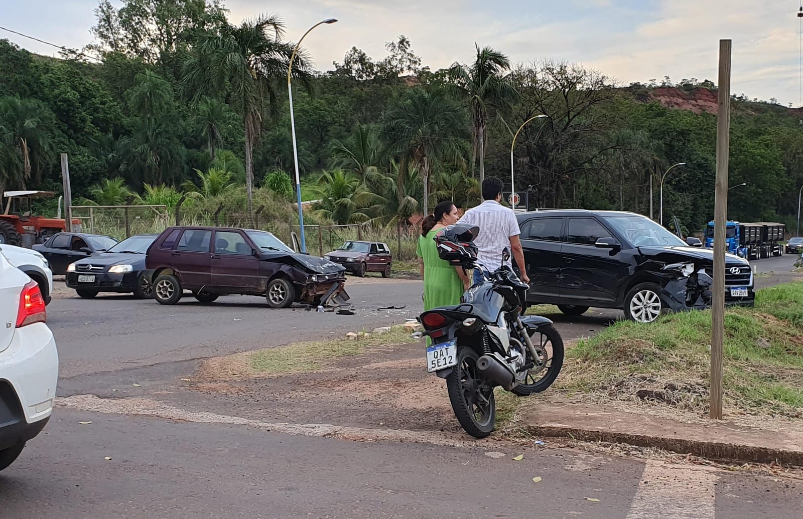 Camapuã motorista suspeita de embriaguez invade pista e bate em